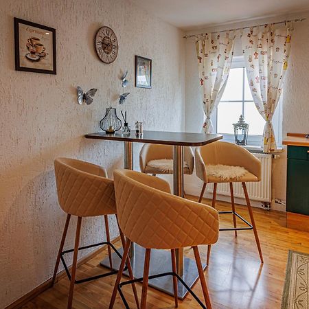 Wohnen Ueber Einem Mediterranen Restaurant,Apartment 2 Oder 3 Lipsk Zewnętrze zdjęcie