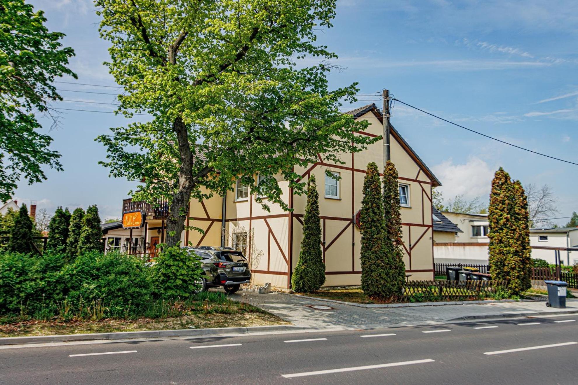 Wohnen Ueber Einem Mediterranen Restaurant,Apartment 2 Oder 3 Lipsk Zewnętrze zdjęcie