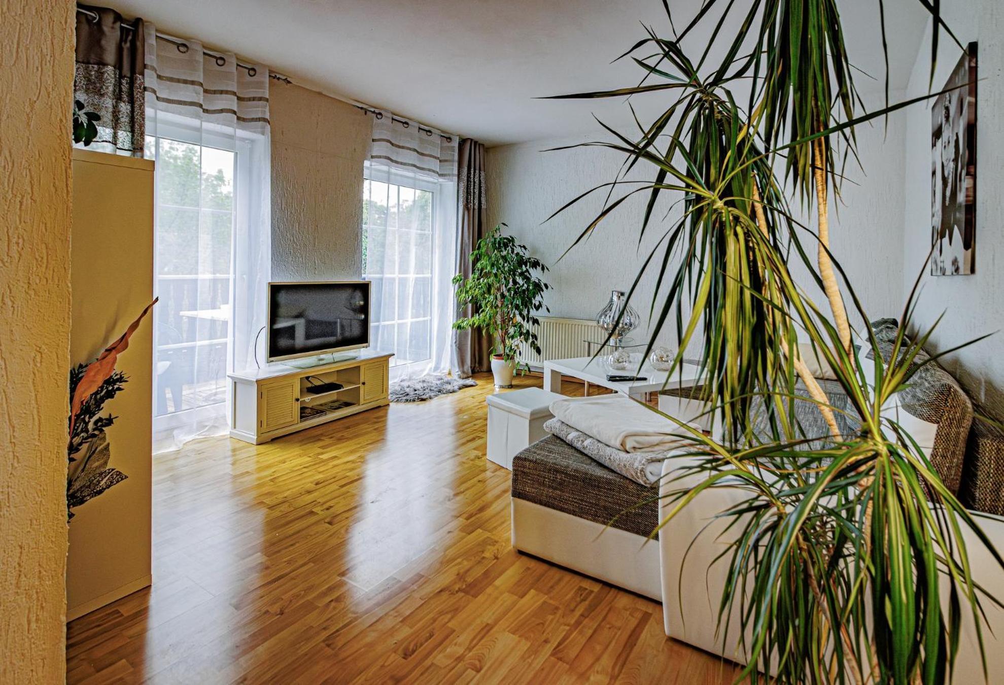 Wohnen Ueber Einem Mediterranen Restaurant,Apartment 2 Oder 3 Lipsk Zewnętrze zdjęcie