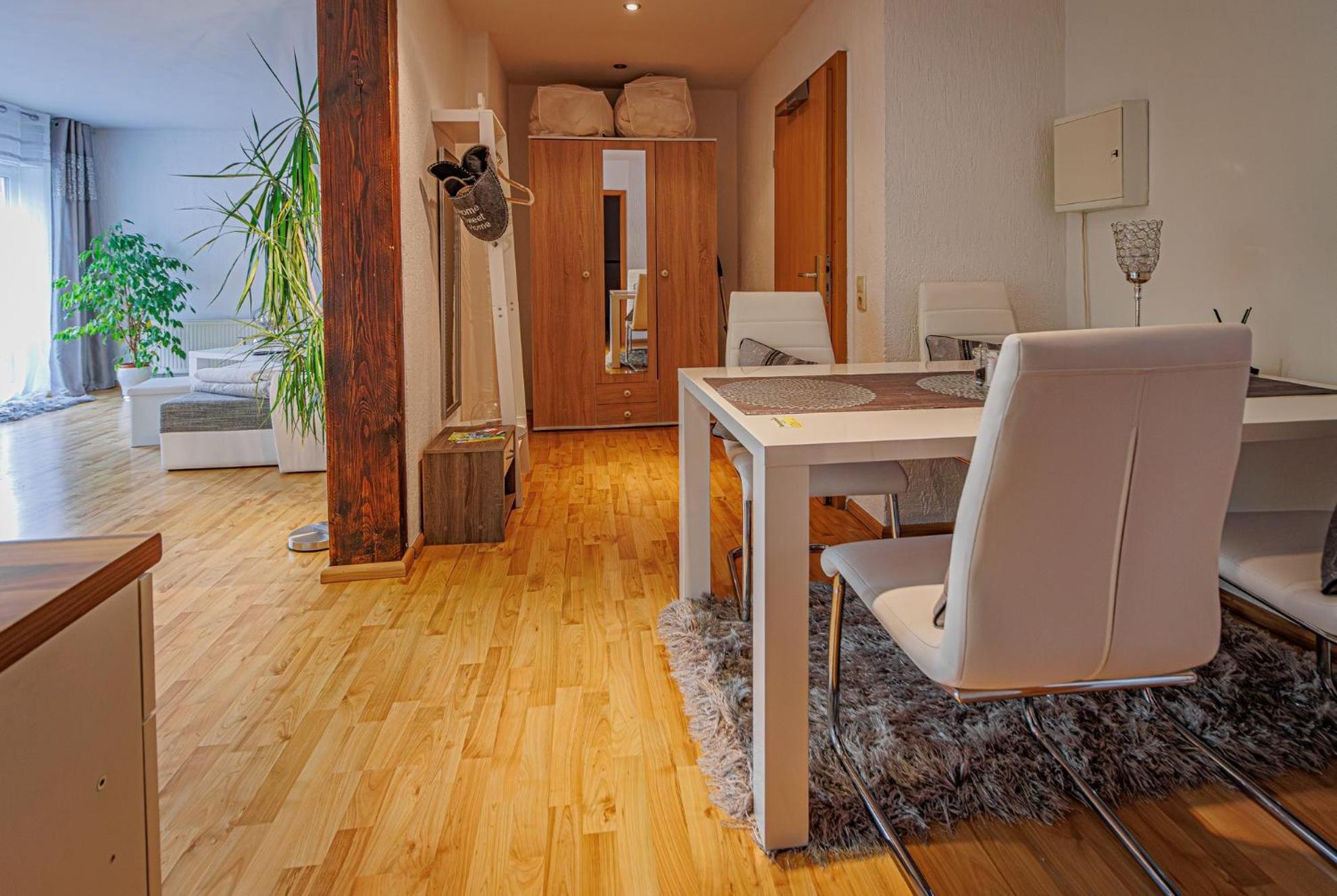 Wohnen Ueber Einem Mediterranen Restaurant,Apartment 2 Oder 3 Lipsk Zewnętrze zdjęcie