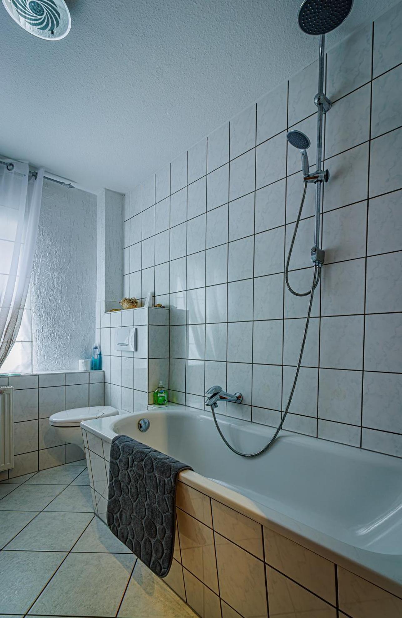Wohnen Ueber Einem Mediterranen Restaurant,Apartment 2 Oder 3 Lipsk Zewnętrze zdjęcie
