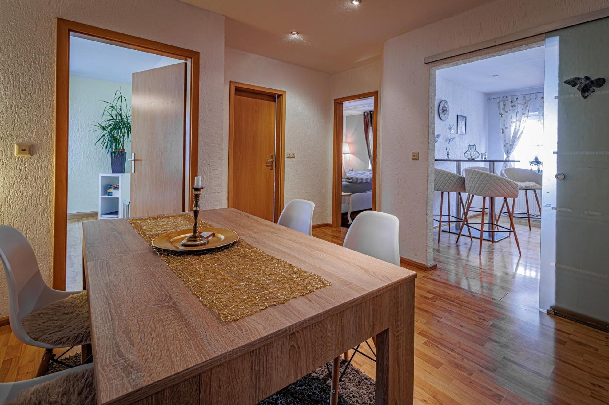 Wohnen Ueber Einem Mediterranen Restaurant,Apartment 2 Oder 3 Lipsk Zewnętrze zdjęcie